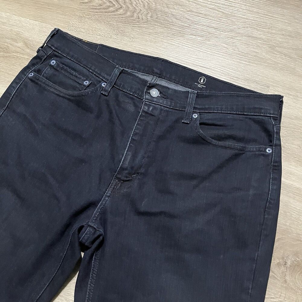 LEVI'S 541 All Seasons Tech Navy Blue Straight Denim Jeans Men's Size 36x30